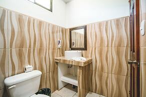 Hotel Hoja de Oro Corcovado