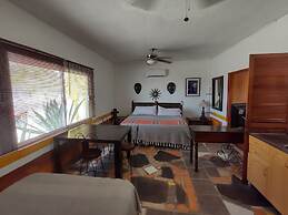 Casa Artista BnB Manzanillo