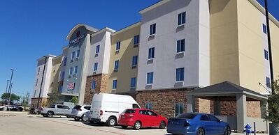 Candlewood Suites Plano North by IHG
