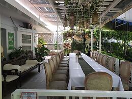 La Nostalgie Boutique Hotel