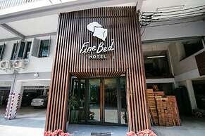Fine Bed Hotel