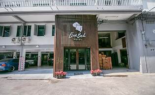 Fine Bed Hotel