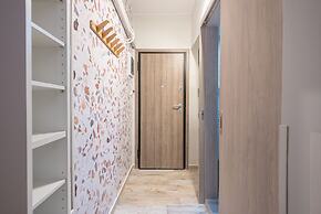 Welcoming Koukaki Home  by Cloudkeys