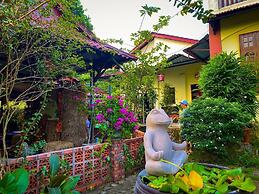 Hue Lotus Homestay