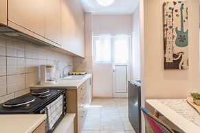 Stylish Acropolis Apartment  by Cloudkeys