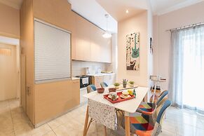 Stylish Acropolis Apartment  by Cloudkeys