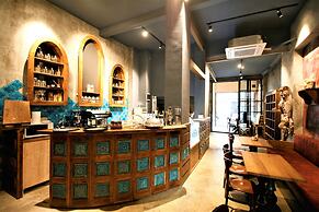 Archeo Hostel - Adults Only