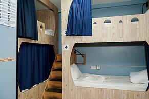 Archeo Hostel - Adults Only