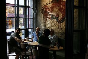 Archeo Hostel - Adults Only