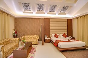 Maulik Mansion Resort