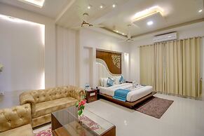 Maulik Mansion Resort