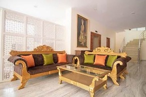 Hotel Golden Ram Vilas