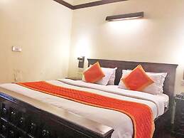 Hotel Golden Ram Vilas