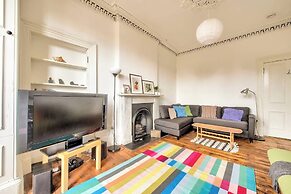 Bright Flat in City Centre for up to 6 Guests!
