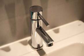 Bright Flat in City Centre for up to 6 Guests!