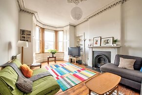 Bright Flat in City Centre for up to 6 Guests!
