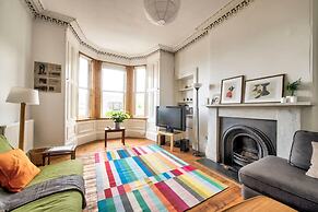 Bright Flat in City Centre for up to 6 Guests!