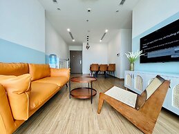 Cindy Vinhomes Skylake Apartments