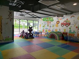 Cindy Vinhomes Skylake Apartments