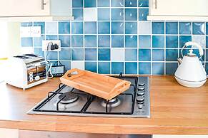 Ella Fitzgerald - Luxury 2 Bedroom Apt