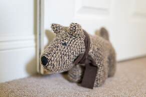 Ella Fitzgerald - Luxury 2 Bedroom Apt