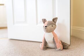 Ella Fitzgerald - Luxury 2 Bedroom Apt