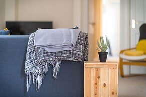 Ella Fitzgerald - Luxury 2 Bedroom Apt