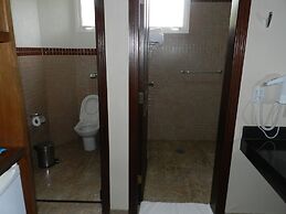 Paradise Inn Hotel e Lazer