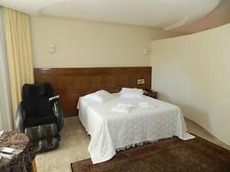 Paradise Inn Hotel e Lazer