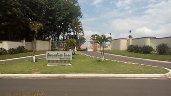 Paradise Inn Hotel e Lazer
