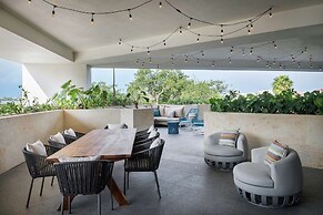 Canopy by Hilton Cancun La Isla