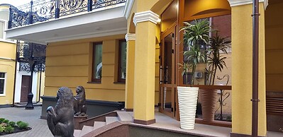 Mandarin ClubHouse