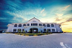 Greenpark Sundowner Hotel