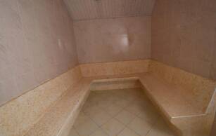 Greenpark Sundowner Hotel