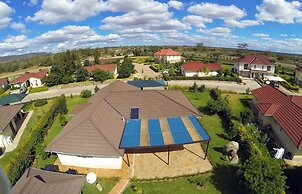 Greenpark Sundowner Hotel