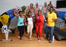 Greenpark Sundowner Hotel