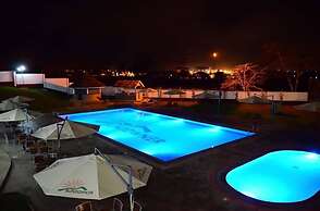 Greenpark Sundowner Hotel