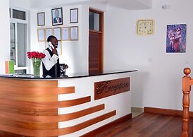 Greenpark Sundowner Hotel