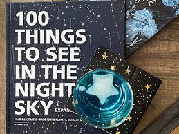 Stargazer Luxury Condo, Rooftop Views, Private Hot Tub