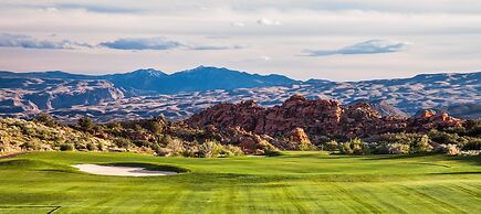 Stargazer Luxury Condo, Rooftop Views, Private Hot Tub
