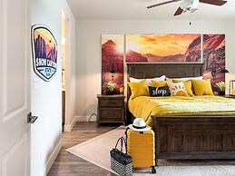 Stargazer Luxury Condo, Rooftop Views, Private Hot Tub