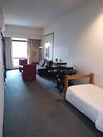 Times Square Service Suite By DaisyHomes