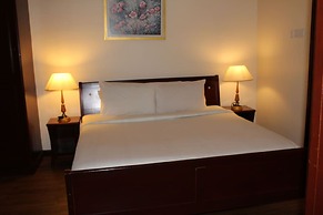 Times Square Service Suite By DaisyHomes