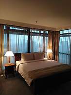 Times Square Service Suite By DaisyHomes