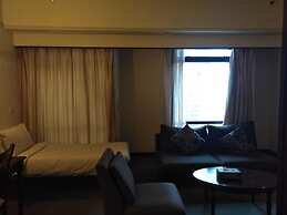 Times Square Service Suite By DaisyHomes