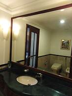 Times Square Service Suite By DaisyHomes