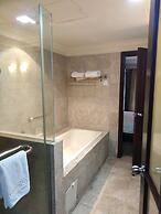 Times Square Service Suite By DaisyHomes