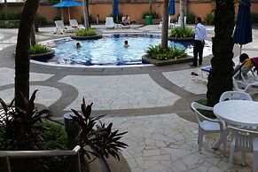 Times Square Service Suite By DaisyHomes