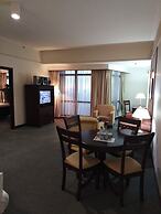 Times Square Service Suite By DaisyHomes