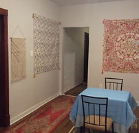 Belmont Hostel - O'Hare Blueline